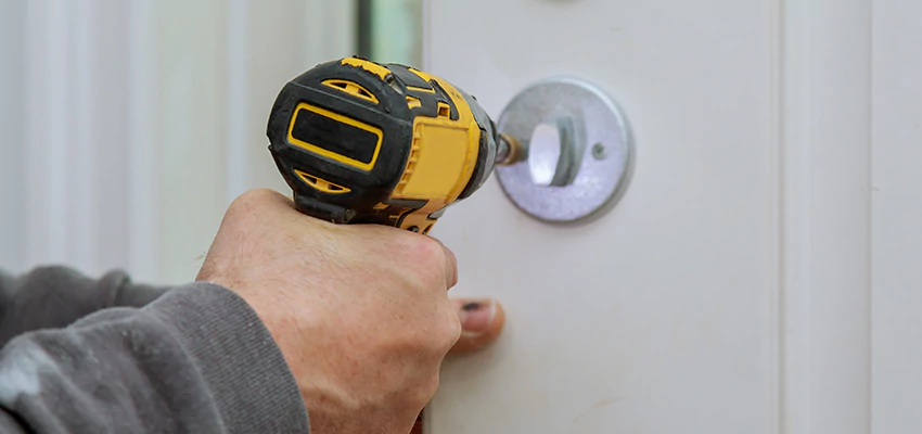 Street Locksmith For Smart Lock Repair in Larkspur, CA
