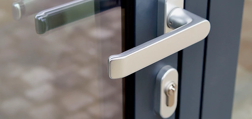 Broken Door Lock Cylinder Repair in Larkspur, California