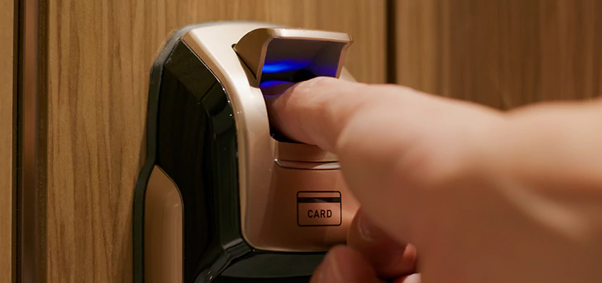 Locksmith Company For Window Lock Installation in Larkspur, California